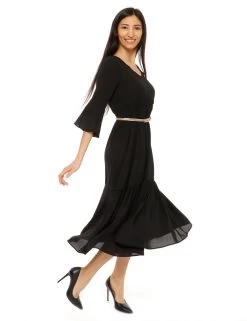 Vestito Vougue Con Maniche A Campana